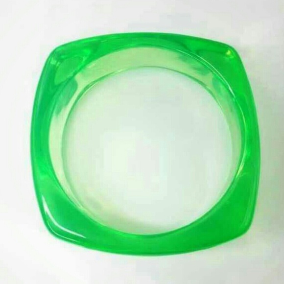 Transparent bracelet - Picture 3 of 3