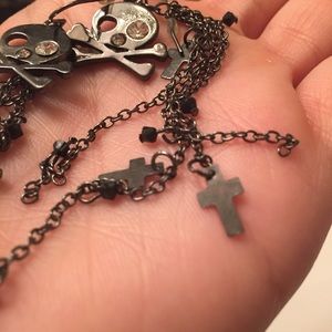 Dangly Skull and cross earrings
