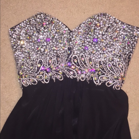 PROM DRESS! - Picture 3 of 4