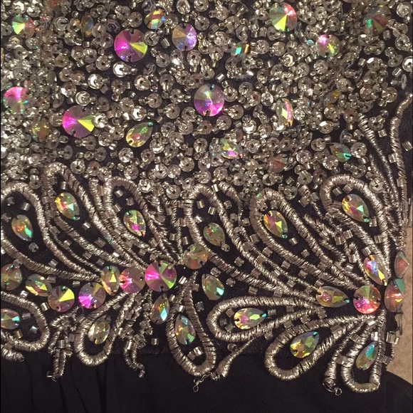 PROM DRESS! - Picture 4 of 4