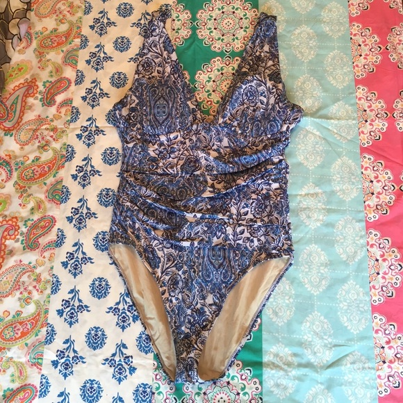 Garnet Hill blue pattern swimsuit, size 14