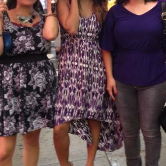 Very pretty high low dress with open back - Picture 2 of 4