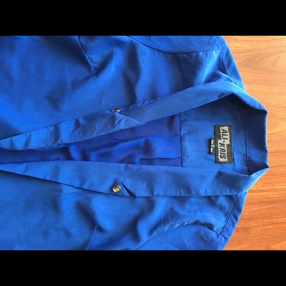 Jacket - Picture 3 of 3