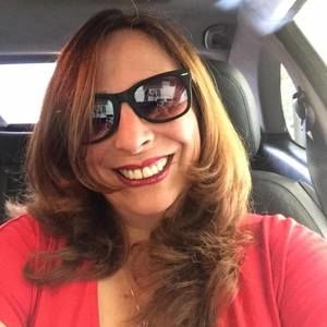 Meet your Posher, Claudia