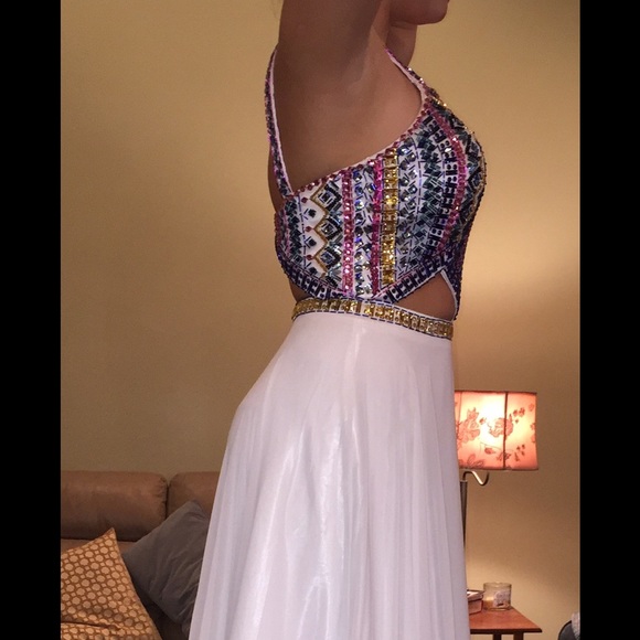 Prom Dress - Picture 2 of 4