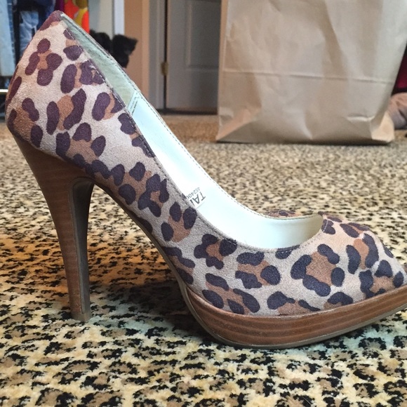 Shoes - LEOPARD AND WOOD PLATFORM HEELS SZ 9