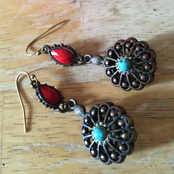 Vintage copper earring - Picture 2 of 3