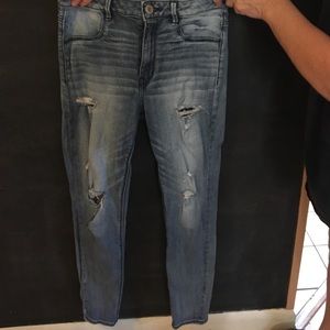 AE high waisted jeans❤️❤️
