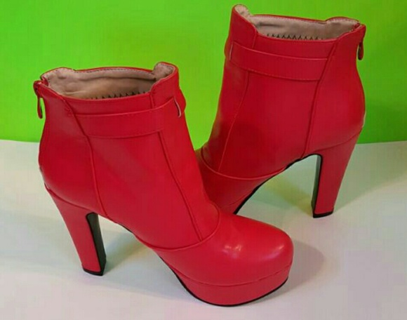Last Sale High Heeled Boots