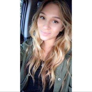 Meet your Posher, Lexi