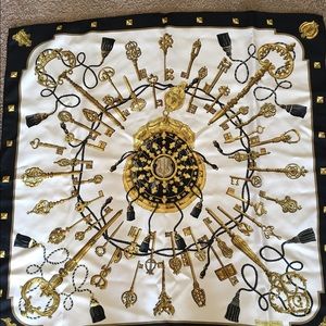 Hermes "Les Cles" scarf