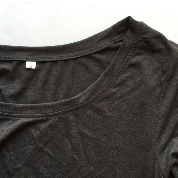 NEW!   Long Sleeve Top with asymmetrical hem. - Picture 2 of 3