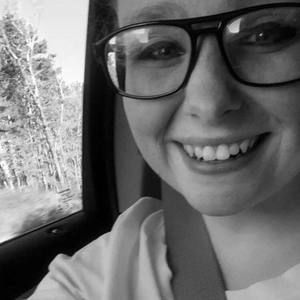 Meet your Posher, Deanna