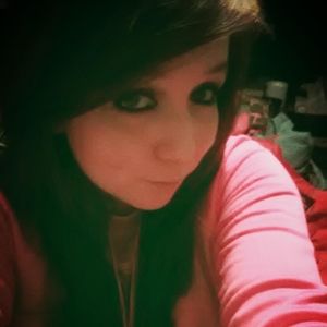 Meet your Posher, Pamela