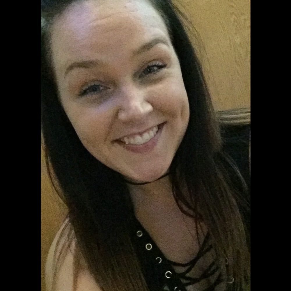 Meet your Posher, Marissa