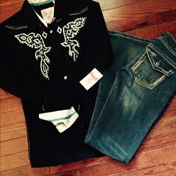 Roar button up shirt