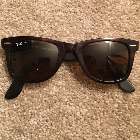 Polarized Rayban Wayfarers