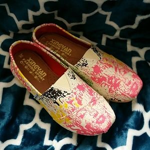 Marilyn Monroe painted shoes