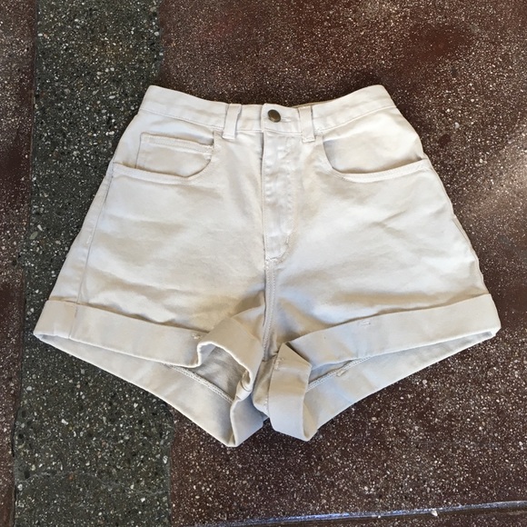AMERICAN APPAREL short