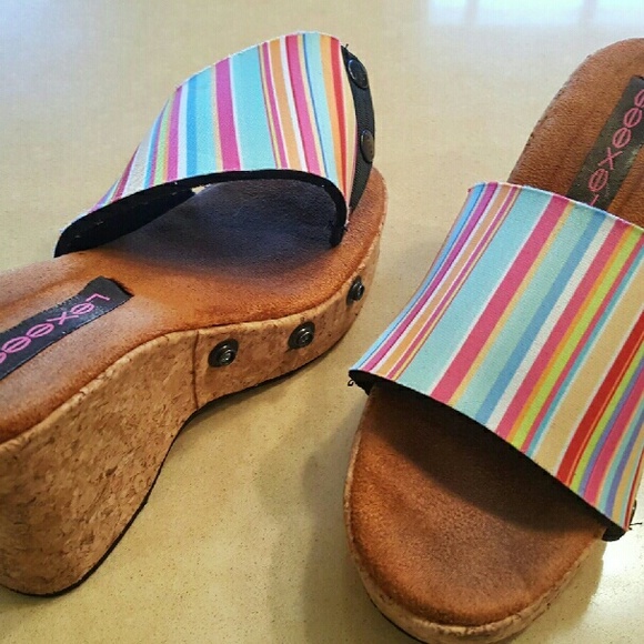 blue and white timberlands