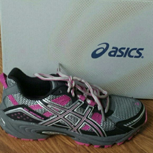 Flash sale Asics