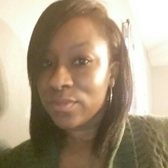 Meet your Posher, Rosezena