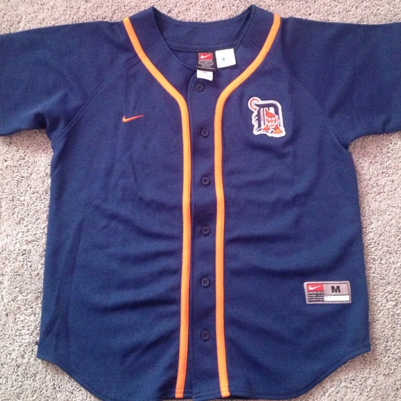 Detroit Tigers shirt