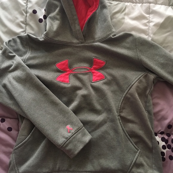 Under Armour Other - Youth extra large under armour hoodie
