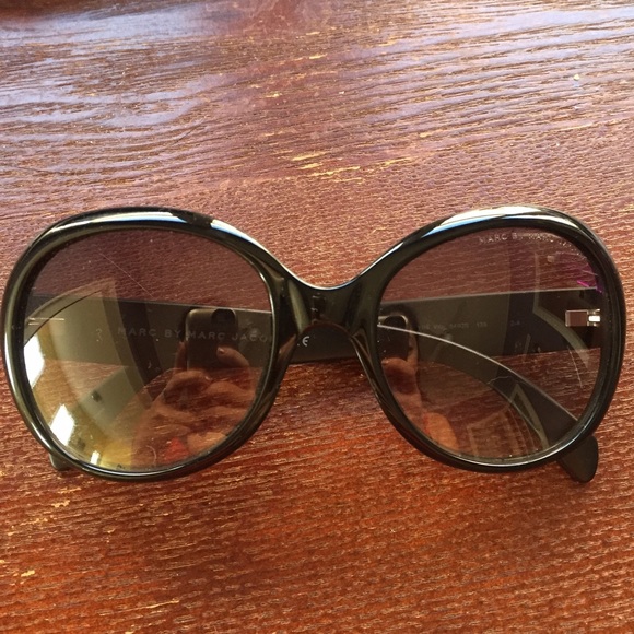 Authentic Marc Jacobs mmj341/s Sunglasses - Picture 2 of 4