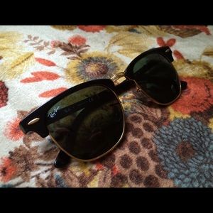 100% authentic Ray-Ban Clubmasters