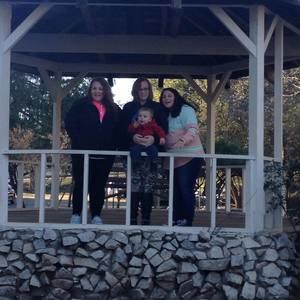 Meet your Posher, Marie