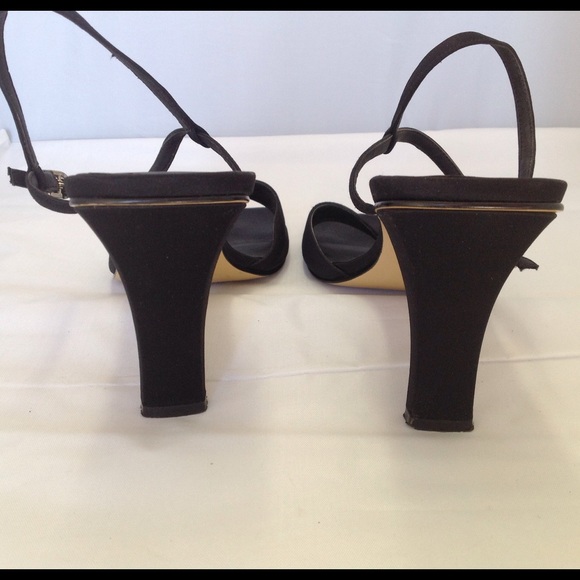💛Black satin type dressy Metaphor heels💛 - Picture 3 of 4