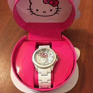 Hello Kitty white watch