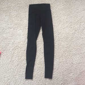 Black leggings brand: lulu lemon size: 2