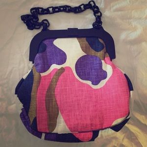 Fun clutch for the spring!