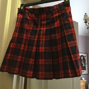 plaid skirt
