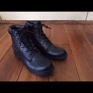 Jeffrey Campbell Deluge Rainboots size 7