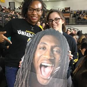 Meet your Posher, Casey