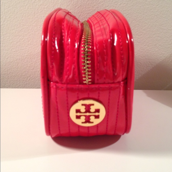 Tory Burch red makeup bag - Picture 2 of 3