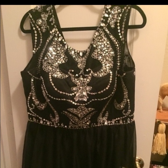 Party/Homecoming dress