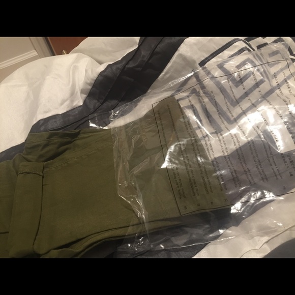 Pleat front cotton pants - Picture 4 of 4