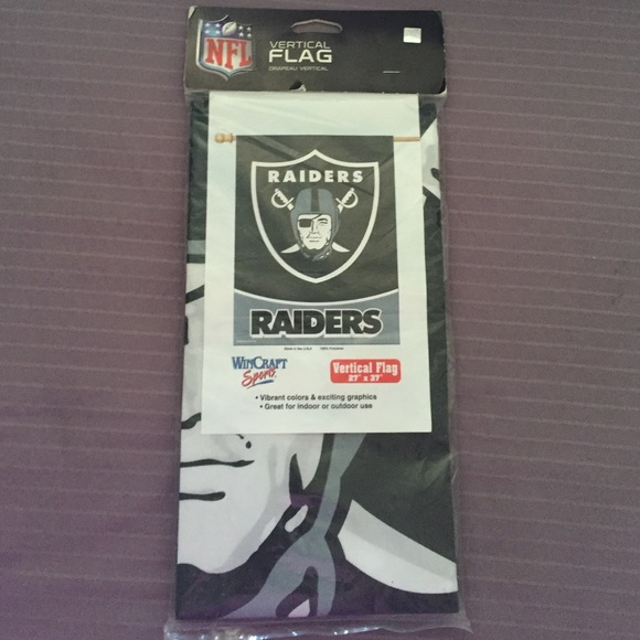 Raider Fans😁🏈 (vertical flag)