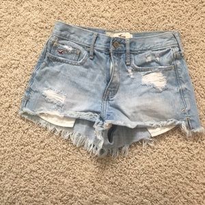 Light wash high rise Jean shorts
