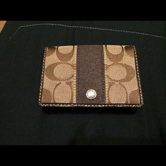 Coach wallet - Picture 1 of 4
