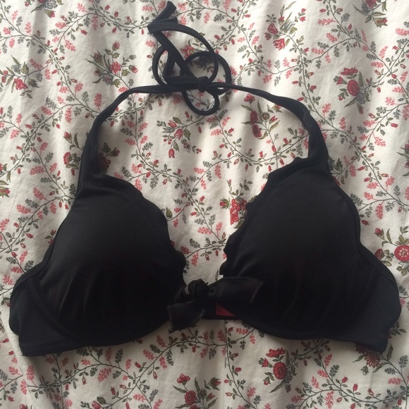 Victoria's Secret Other - 🍍SOLD🍍 Victoria's Secret swim push-up bikini top