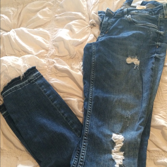 H&M distressed super skinny jeans