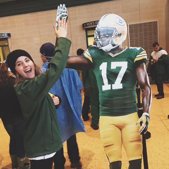 Meet your Posher, Sarah