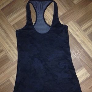Lululemon size 2 black camo tank