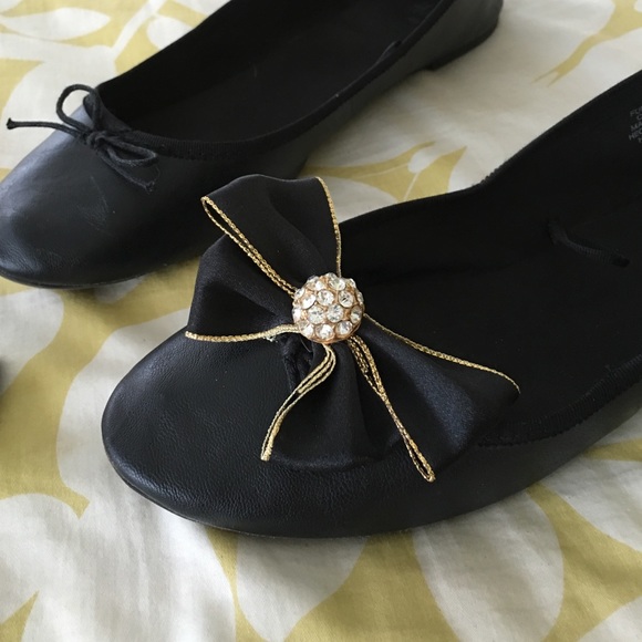 Clip on shoe accessory - Picture 4 of 4