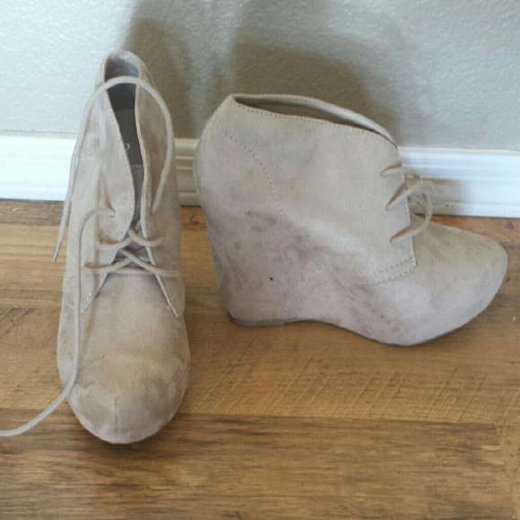 Oxford wedges